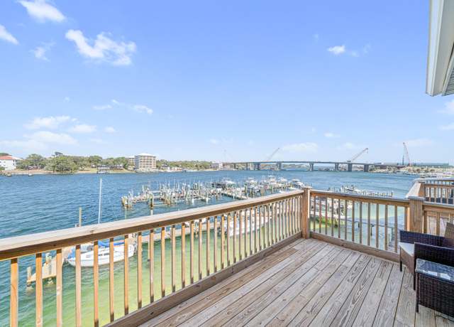 Property at 330 Bluefish Dr Unit 244, Fort Walton Beach, FL 32548, 3 beds, 3 baths