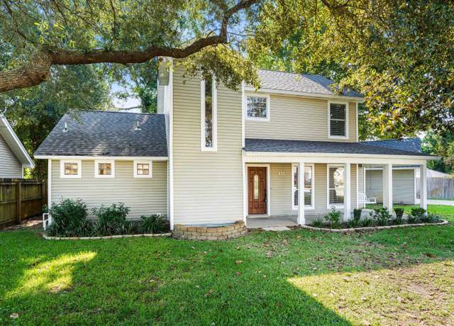 Property at 413 Bristol Cove Rd, Mary Esther, FL 32569, 3 beds, 2.5 baths