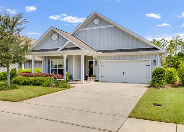 Property at 557 Lightning Bug Ln, Freeport, FL 32439, 3 beds, 2 baths