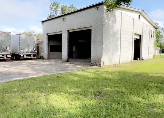 Property at 7350 ALLEN Rd, Laurel Hill, FL 32567, 1 bath