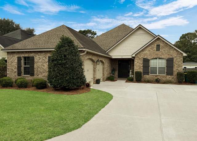 Property at 29 Derby Downs Cir, Niceville, FL 32578, 4 beds, 3 baths