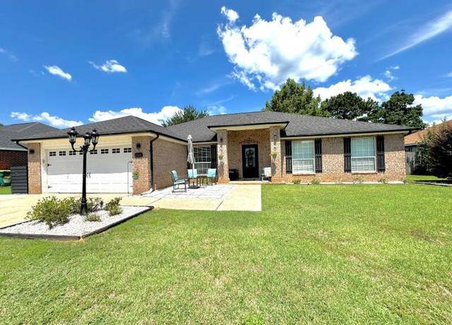 Property at 3155 Border Creek Dr, Crestview, FL 32539, 4 beds, 2 baths