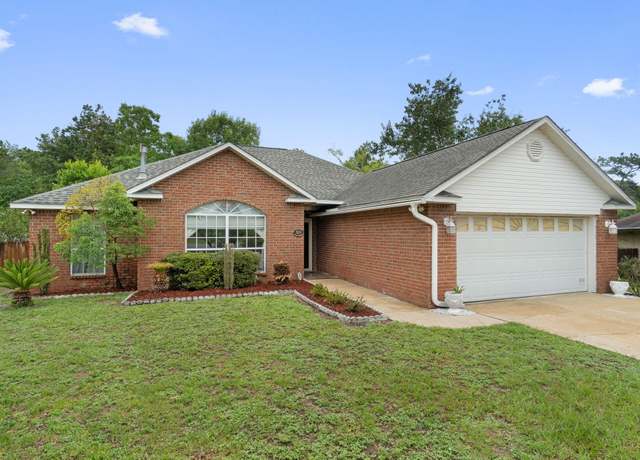 Property at 424 Whirlaway Ct, Crestview, FL 32539, 4 beds, 2.5 baths