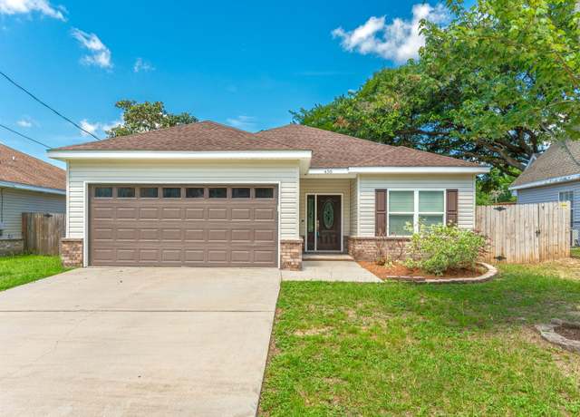 Property at 438 Brackin St, Crestview, FL 32539, 3 beds, 2 baths