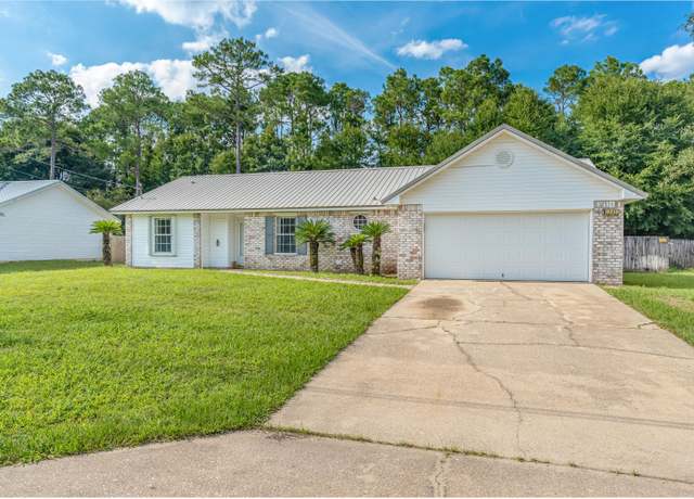 Property at 1249 Jefferyscot Dr, Crestview, FL 32536, 3 beds, 2 baths
