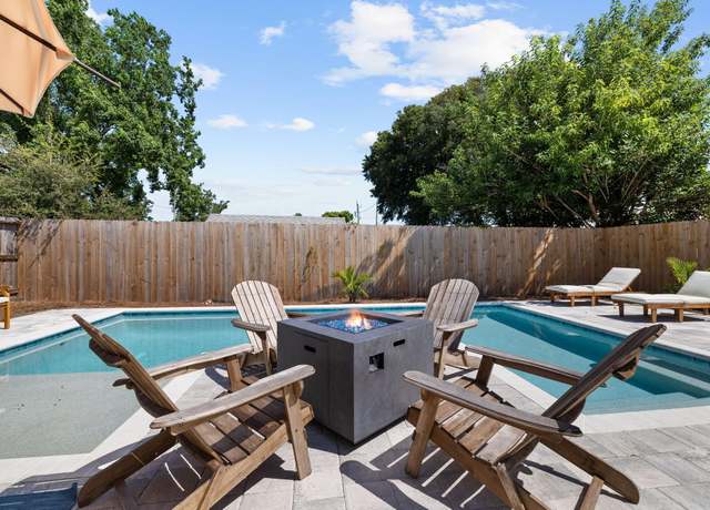 Property at 21516 Dolphin Ave, Panama City Beach, FL 32413, 3 beds, 3 baths