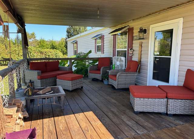 Property at 1477 Malcolm Taylor Rd, Bonifay, FL 32425, 4 beds, 3 baths