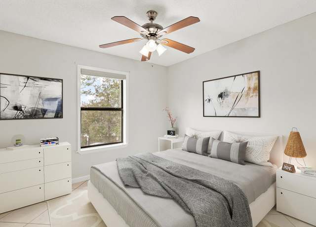 Property at 200 White St #8, Niceville, FL 32578, 2 beds, 2 baths