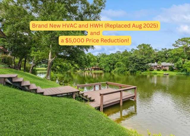 Property at 1058 Lake Way Dr, Niceville, FL 32578, 3 beds, 2.5 baths