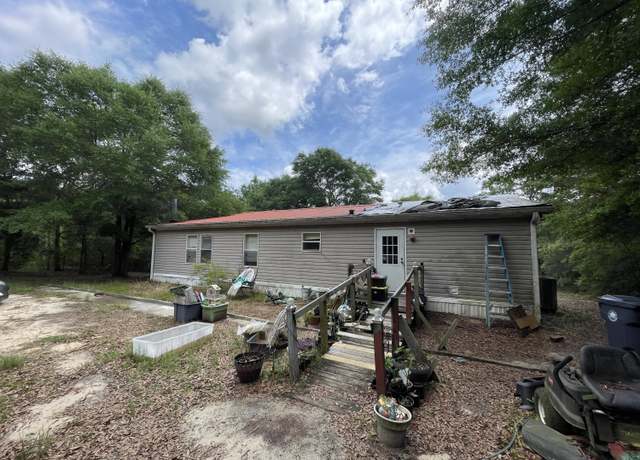 Property at 135 N Verdi Ln, FL 32433, 3 beds, 2 baths