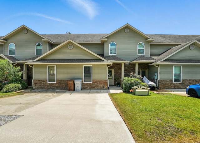 Property at 1766 Sound Haven Ct, Navarre, FL 32566, 4 beds, 2.5 baths