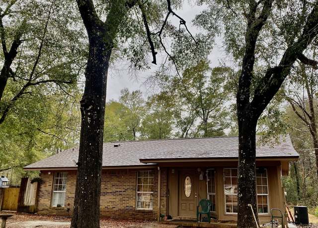 Property at 3952 Fern Barrow Rd, Crestview, FL 32539, 6 beds, 3 baths