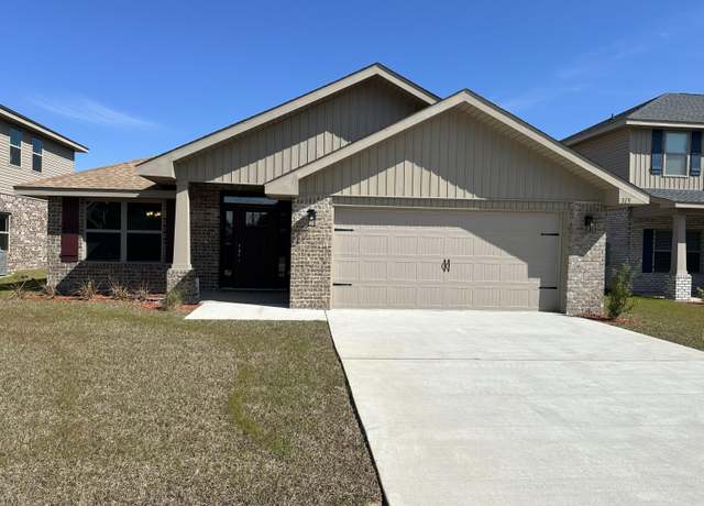 Property at 319 Keswick Ln, Crestview, FL 32536, 4 beds, 2 baths