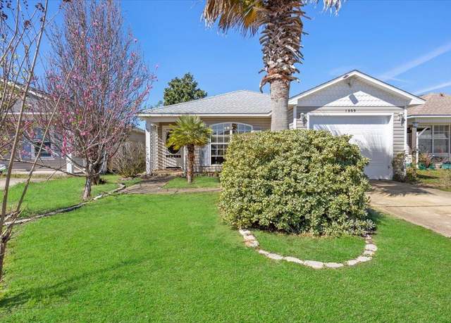 Property at 1869 Vineyard St, Navarre, FL 32566, 3 beds, 2 baths