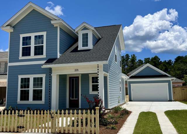 Property at 205 Red Deer Run, Niceville, FL 32578, 4 beds, 2.5 baths
