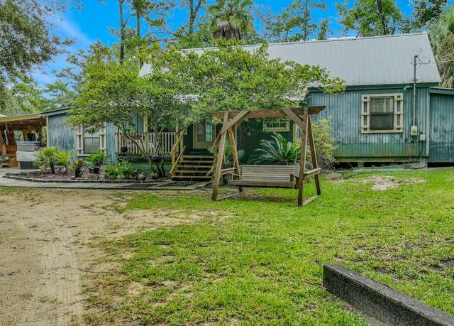 Property at 870 Boonie Ln, Vernon, FL 32462, 2 beds, 1.5 baths