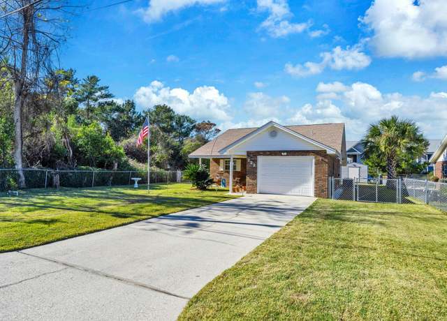 Property at 122 San Vincente St, Panama City, FL 32413, 2 beds, 2 baths
