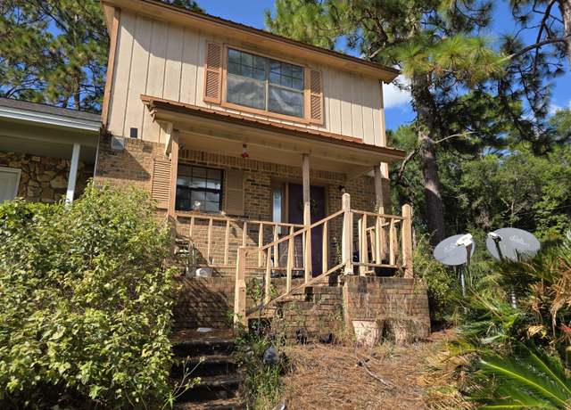 Property at 1201 Walter Ave #1201, Crestview, FL 32536, 2 beds, 1.5 baths