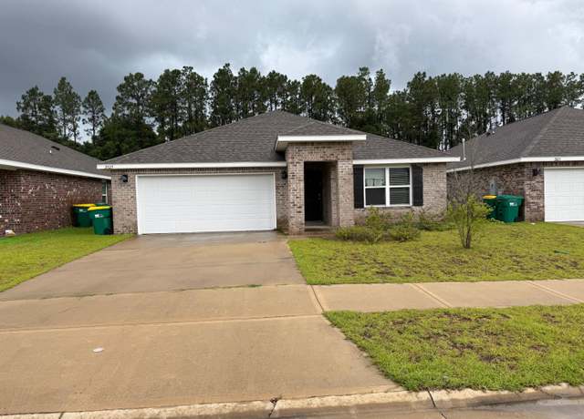 Property at 2825 Patriot Ridge Dr, Crestview, FL 32539, 4 beds, 2 baths