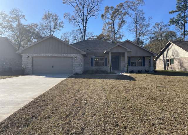 Property at 5902 Silvercrest Blvd, Crestview, FL 32536, 4 beds, 3 baths