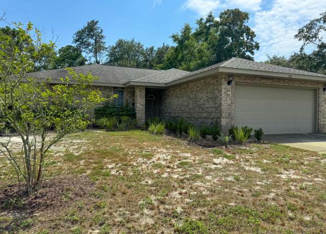 Property at 7161 Blueberry Ln, Navarre, FL 32566, 3 beds, 2 baths