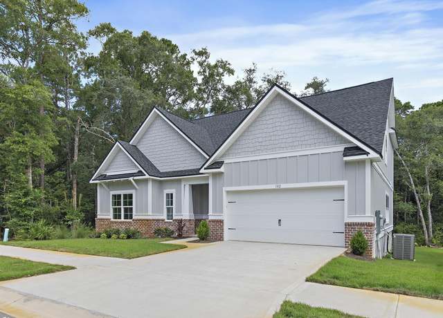 Property at 102 Spirit Bear Way, Freeport, FL 32439, 4 beds, 3 baths