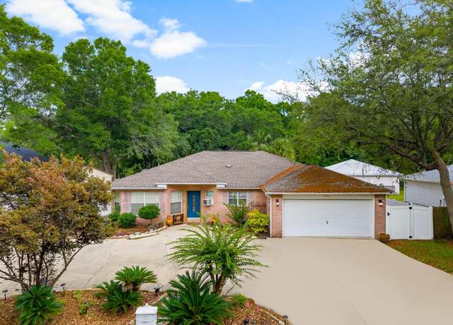 Property at 625 Waterview Cove Dr, Freeport, FL 32439, 4 beds, 2 baths