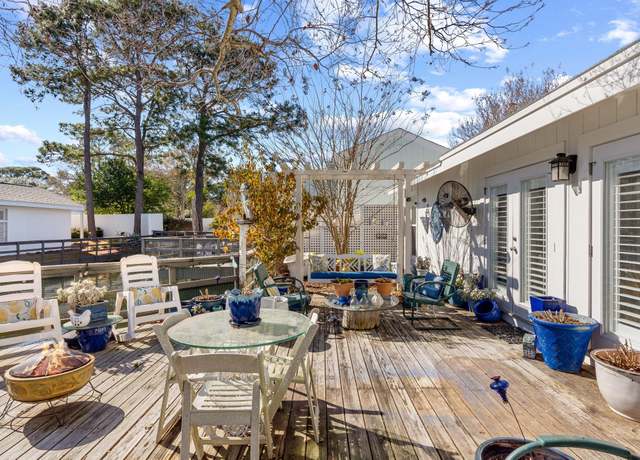 Property at 471 Linkside Dr, Miramar Beach, FL 32550, 3 beds, 2.5 baths