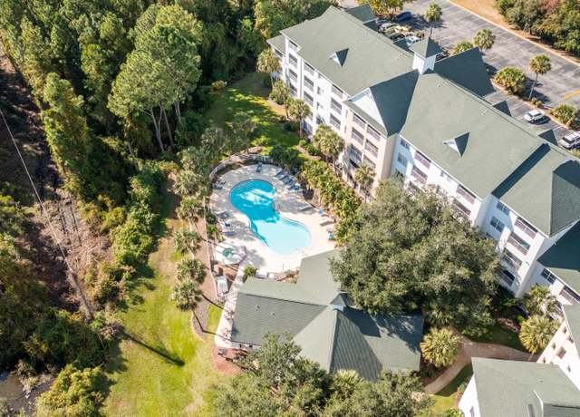 Property at 4274 Calinda Ln #243, Niceville, FL 32578, 2 beds, 2 baths