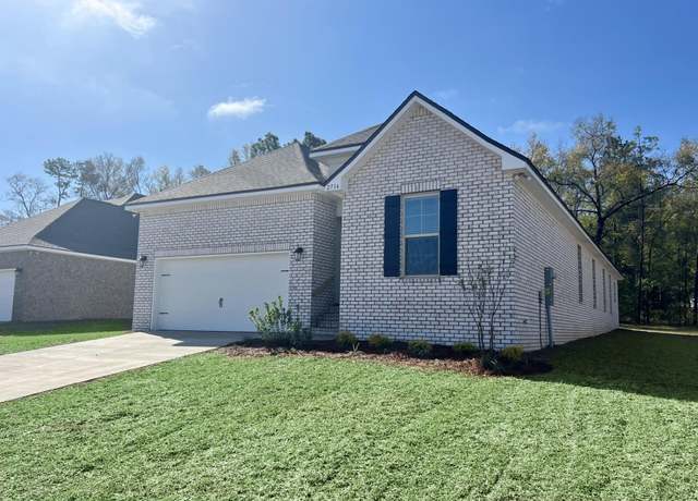 Property at 2714 Louis Cir, Crestview, FL 32536, 4 beds, 3 baths