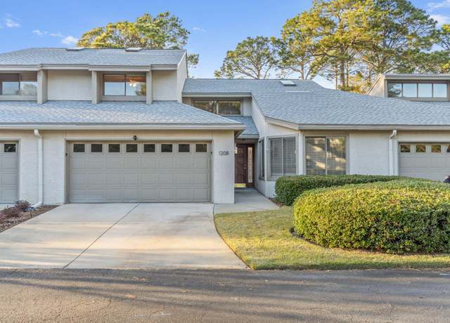 Property at 1208 Oakmont Dr, Niceville, FL 32578, 3 beds, 2.5 baths