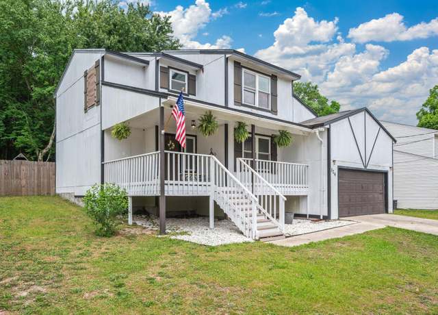 Property at 124 Palmetto Dr, Crestview, FL 32539, 3 beds, 2.5 baths
