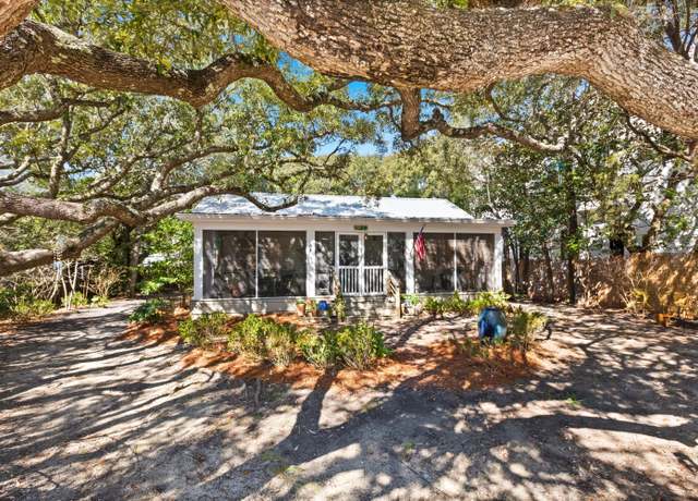 Property at 37 Gardenia St, Santa Rosa Beach, FL 32459, 2 beds, 2 baths
