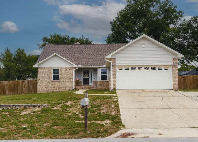 Property at 306 Island Dr. Dr, Crestview, FL 32536, 3 beds, 2 baths