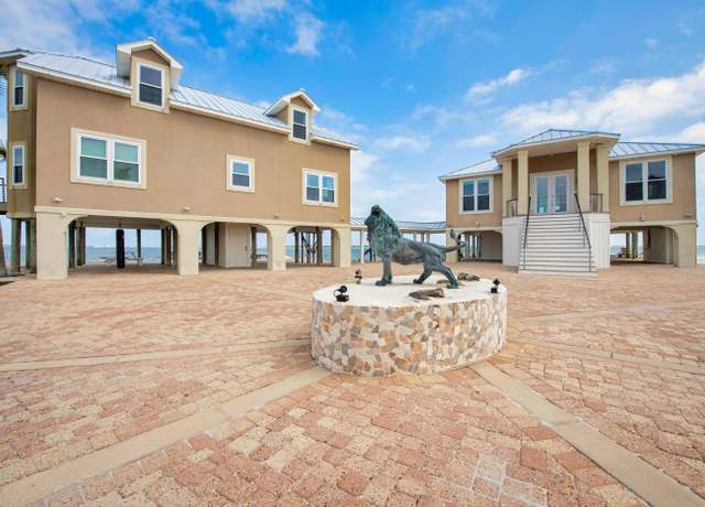 Property at 320 Sunny Dr, Mary Esther, FL 32569, 6 beds, 5 baths