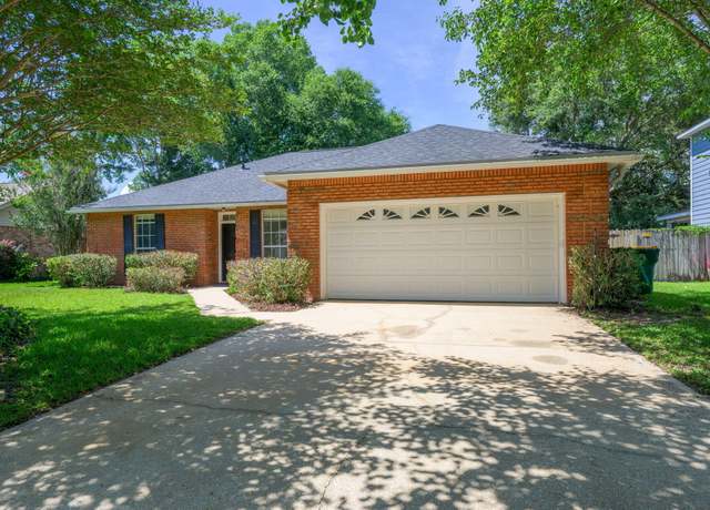 Property at 4321 Hidden Lakes Dr, Niceville, FL 32578, 3 beds, 2 baths
