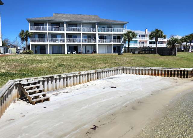 Property at 1691 US-98 Apt 106, Mary Esther, FL 32569, 3 beds, 2 baths