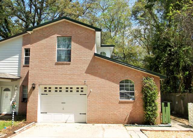Property at 1810 Hurlburt Rd #14, Fort Walton Beach, FL 32547, 3 beds, 2.5 baths