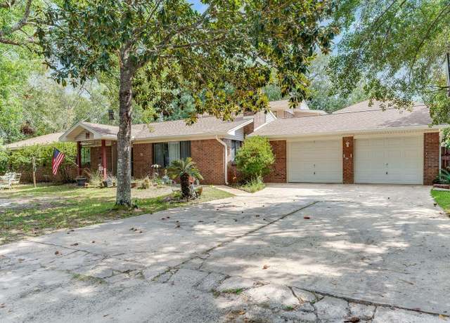 Property at 84 Vota Ln, Santa Rosa Beach, FL 32459, 6 beds, 5.5 baths