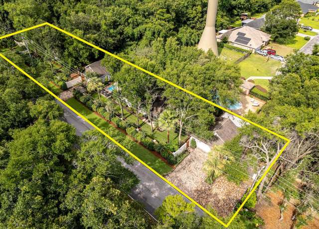 Property at 2059 Mack Bayou Rd, Santa Rosa Beach, FL 32459, 7 beds, 5.5 baths
