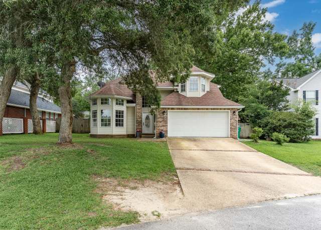 Property at 1702 Dellmont Cv, Niceville, FL 32578, 5 beds, 2.5 baths