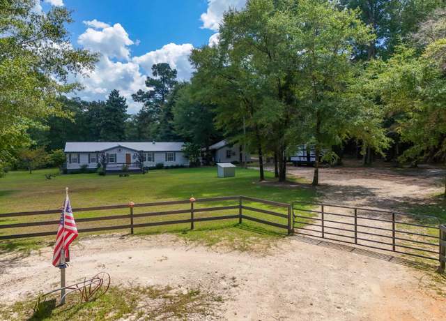 Property at 151 WHITE CREEK Rd, Ponce De Leon, FL 32455, 4 beds, 3 baths