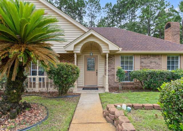 Property at 902 Aloma Faye Ln, Fort Walton Beach, FL 32547, 5 beds, 3 baths