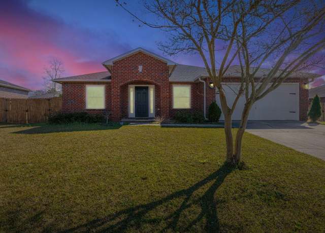 Property at 4632 Carmel Cir, Pace, FL 32571, 3 beds, 2 baths