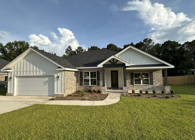 Property at 337 Shoal River Dr, Crestview, FL 32539, 4 beds, 2.5 baths