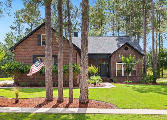Property at 502 Windswept Blvd, Freeport, FL 32439, 4 beds, 3.5 baths