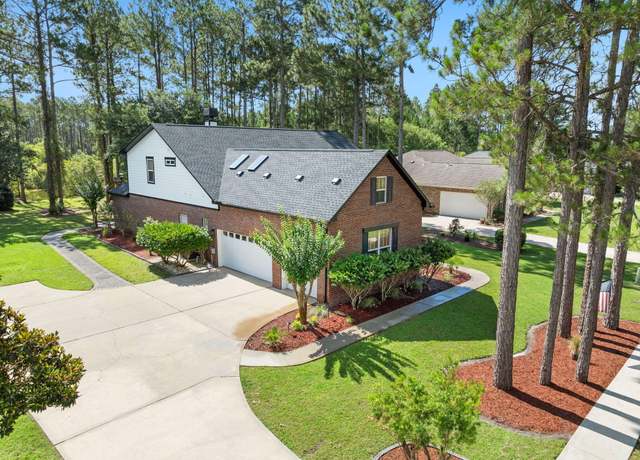 Property at 502 Windswept Blvd, Freeport, FL 32439, 4 beds, 3.5 baths