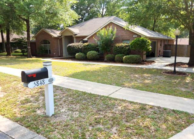 Property at 5848 Saratoga Dr, Crestview, FL 32536, 4 beds, 2.5 baths