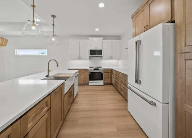 Property at 7215 Sunset Ave, Panama City Beach, FL 32408, 4 beds, 3.5 baths