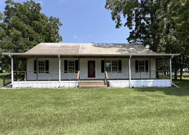 Property at 3317 N 1st Ave, Bonifay, FL 32425, 4 beds, 2.5 baths